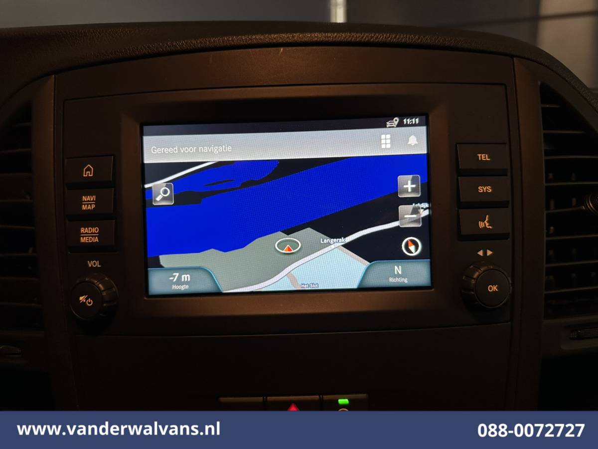 Mercedes-Benz Vito Mercedes-Benz Vito 110 CDI 102pk L2H1 Euro6 Airco | Imperiaal | Camera | Navigatie | Trekhaak | Apple Carplay | Cruisecontrol Android Auto, Parkeersensoren, Bijrijdersbank, Achterklep