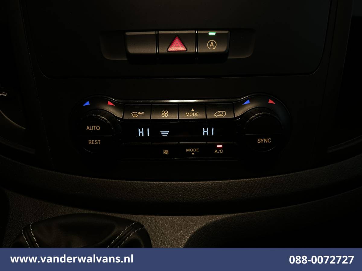 Mercedes-Benz Vito Mercedes-Benz Vito 110 CDI 102pk L2H1 Euro6 Airco | Imperiaal | Camera | Navigatie | Trekhaak | Apple Carplay | Cruisecontrol Android Auto, Parkeersensoren, Bijrijdersbank, Achterklep
