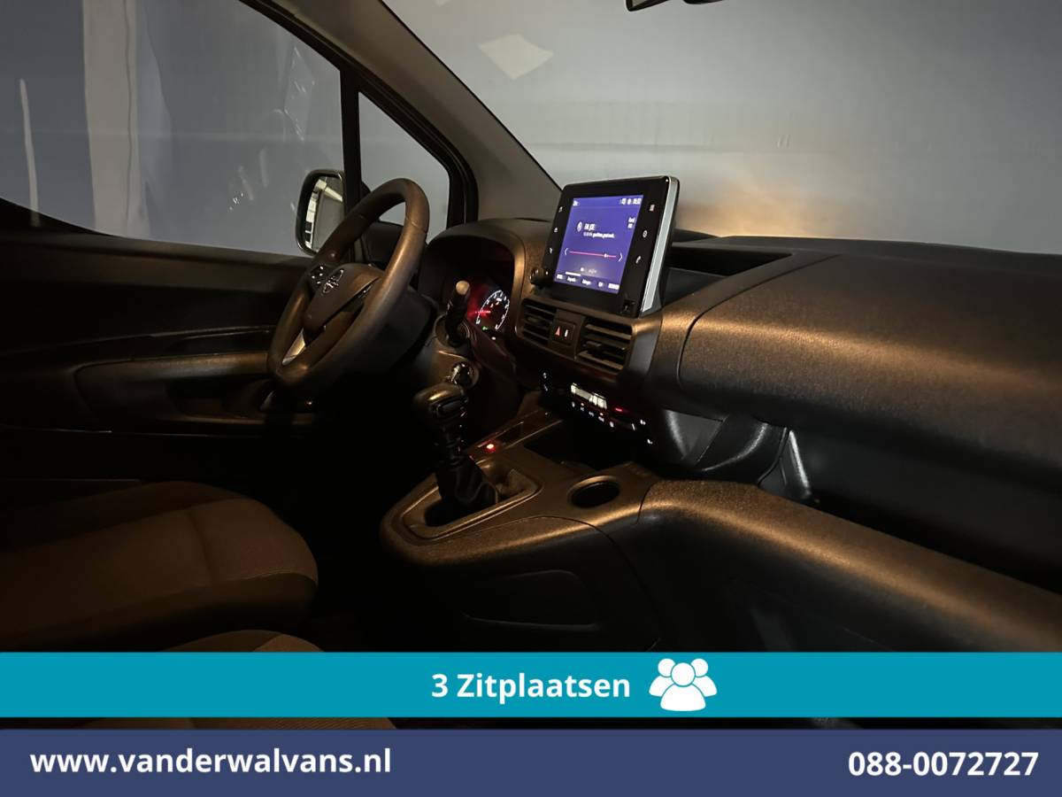 Opel Combo Opel Combo 1.5D 102pk L1H1 Euro6 Airco | 3-Zits | Camera | Navigatie | Apple Carplay | 1500kg Trekhaak | Cruisecontrol Android Auto, Parkeersensoren, Bijrijdersbank