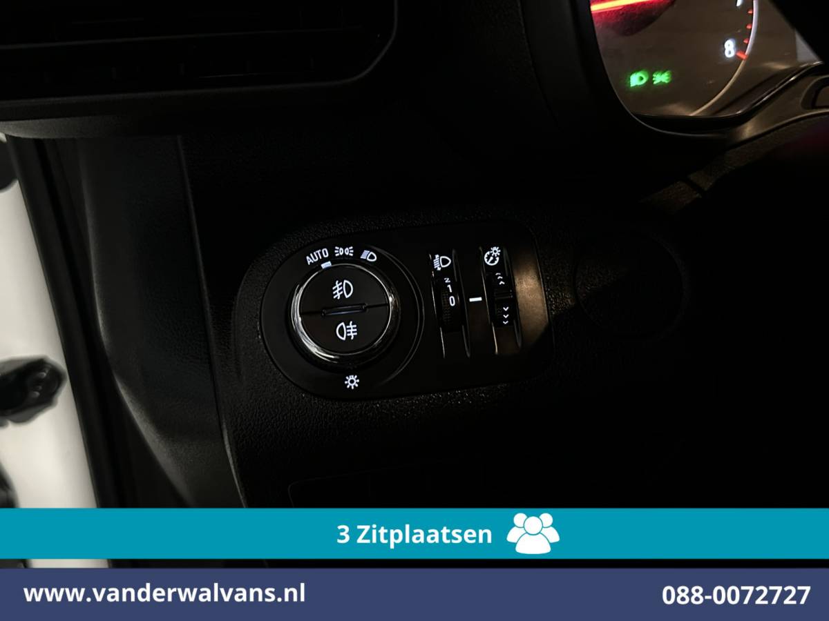 Opel Combo Opel Combo 1.5D 102pk L1H1 Euro6 Airco | 3-Zits | Camera | Navigatie | Apple Carplay | 1500kg Trekhaak | Cruisecontrol Android Auto, Parkeersensoren, Bijrijdersbank