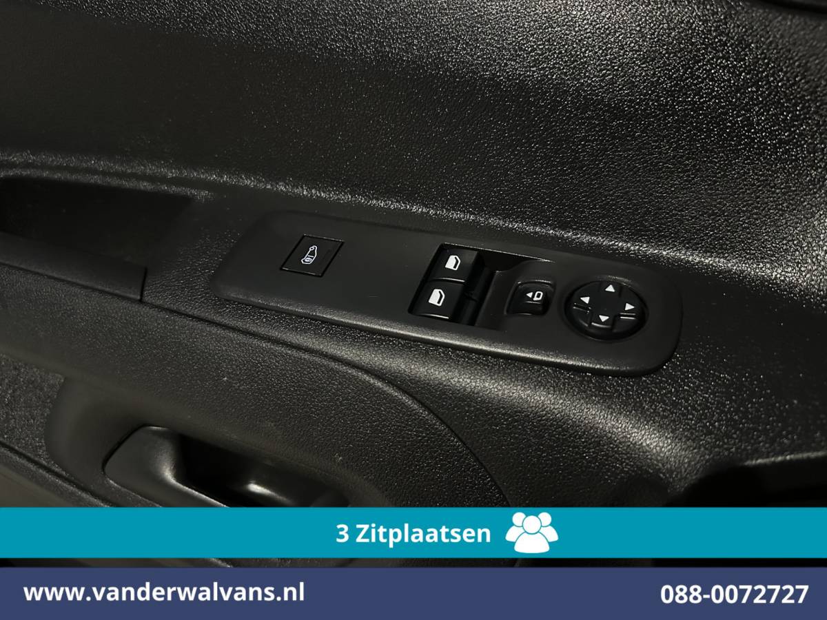 Opel Combo Opel Combo 1.5D 102pk L1H1 Euro6 Airco | 3-Zits | Camera | Navigatie | Apple Carplay | 1500kg Trekhaak | Cruisecontrol Android Auto, Parkeersensoren, Bijrijdersbank