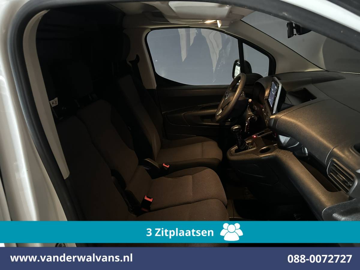 Opel Combo Opel Combo 1.5D 102pk L1H1 Euro6 Airco | 3-Zits | Camera | Navigatie | Apple Carplay | 1500kg Trekhaak | Cruisecontrol Android Auto, Parkeersensoren, Bijrijdersbank