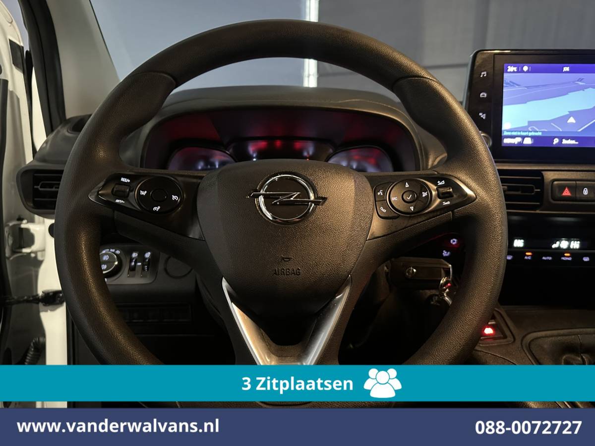 Opel Combo Opel Combo 1.5D 102pk L1H1 Euro6 Airco | 3-Zits | Camera | Navigatie | Apple Carplay | 1500kg Trekhaak | Cruisecontrol Android Auto, Parkeersensoren, Bijrijdersbank