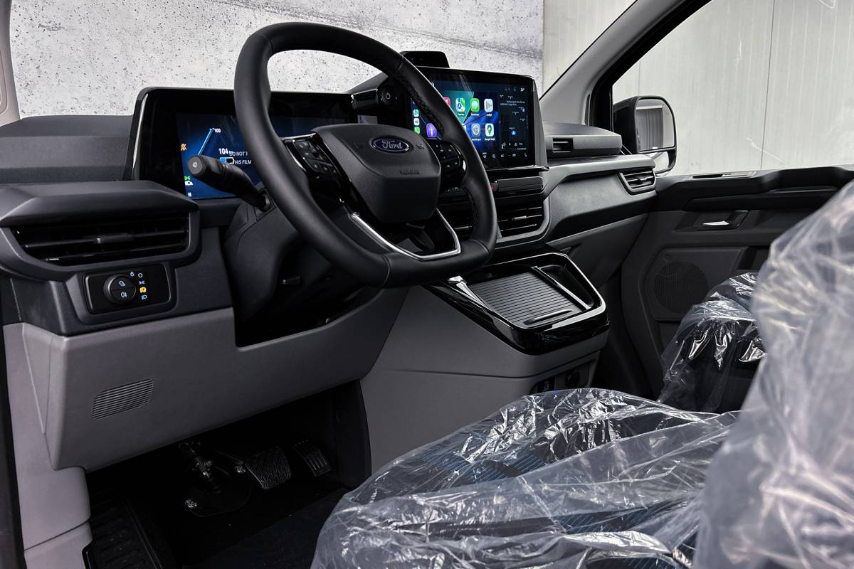 Ford  Ford E-Custom 340 L2 Sport | Dubbel cabine | 2x schuifdeur | adaptieve cruise control