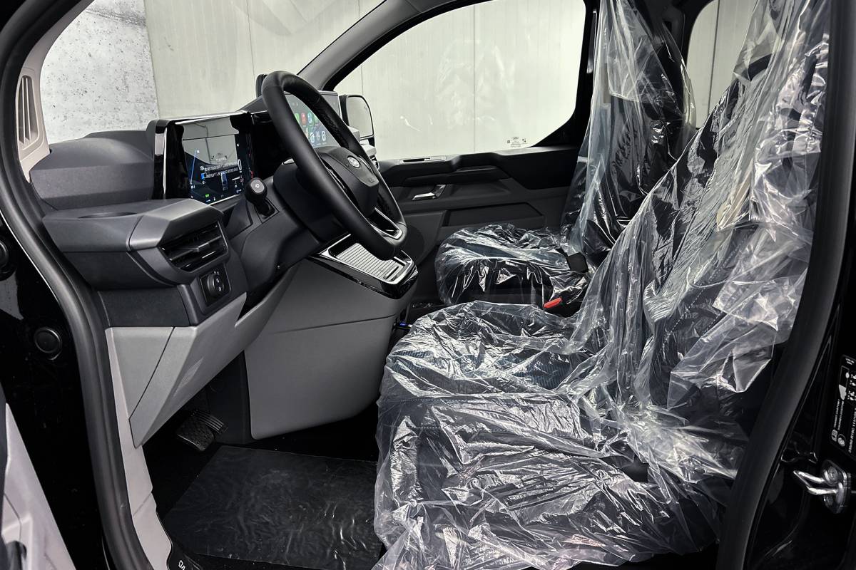 Ford  Ford E-Custom 340 L2 Sport | Dubbel cabine | 2x schuifdeur | adaptieve cruise control