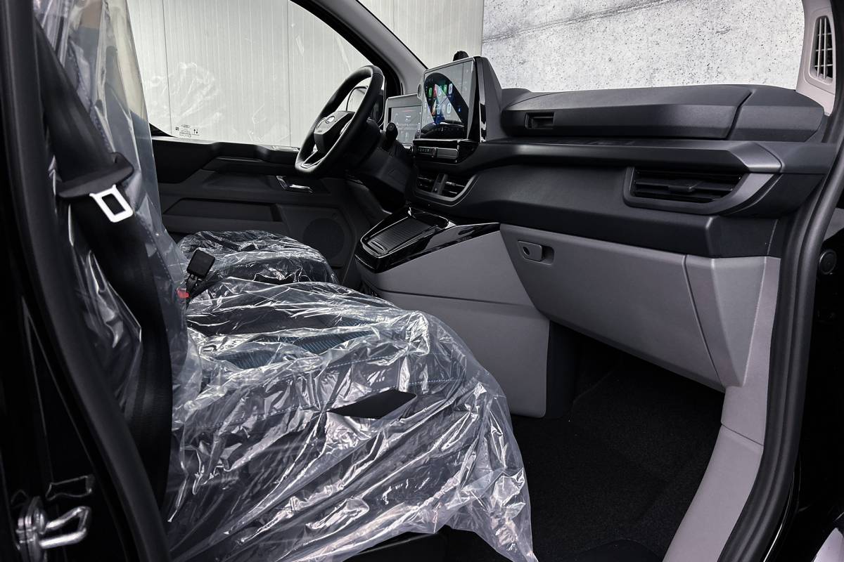 Ford  Ford E-Custom 340 L2 Sport | Dubbel cabine | 2x schuifdeur | adaptieve cruise control