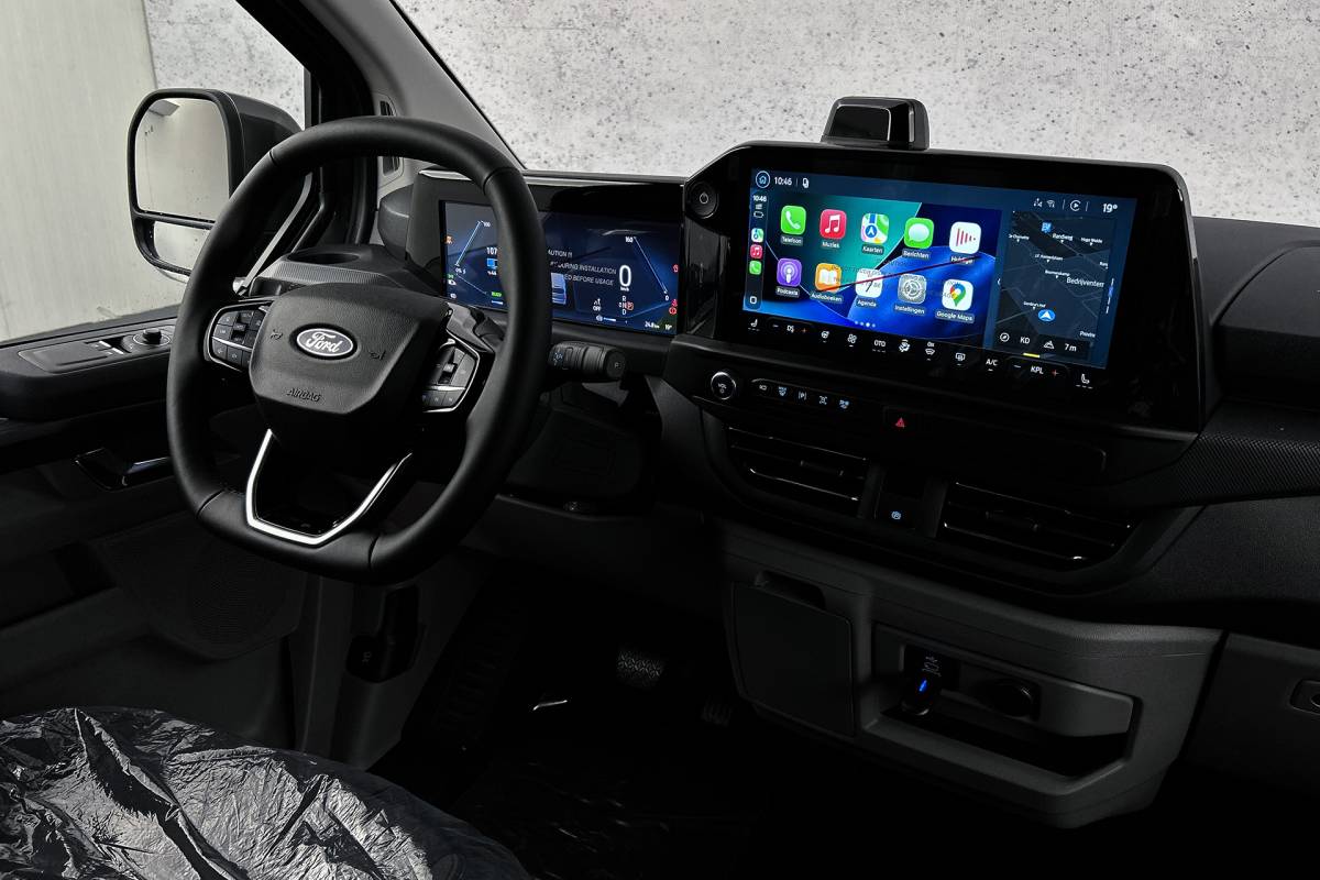 Ford  Ford E-Custom 340 L2 Limited | Dubbel cabine | 2x schuifdeur | Rondomzicht camera