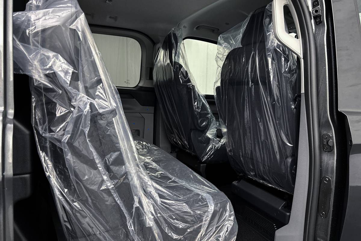 Ford  Ford E-Custom 340 L2 Limited | Dubbel cabine | 2x schuifdeur | Rondomzicht camera