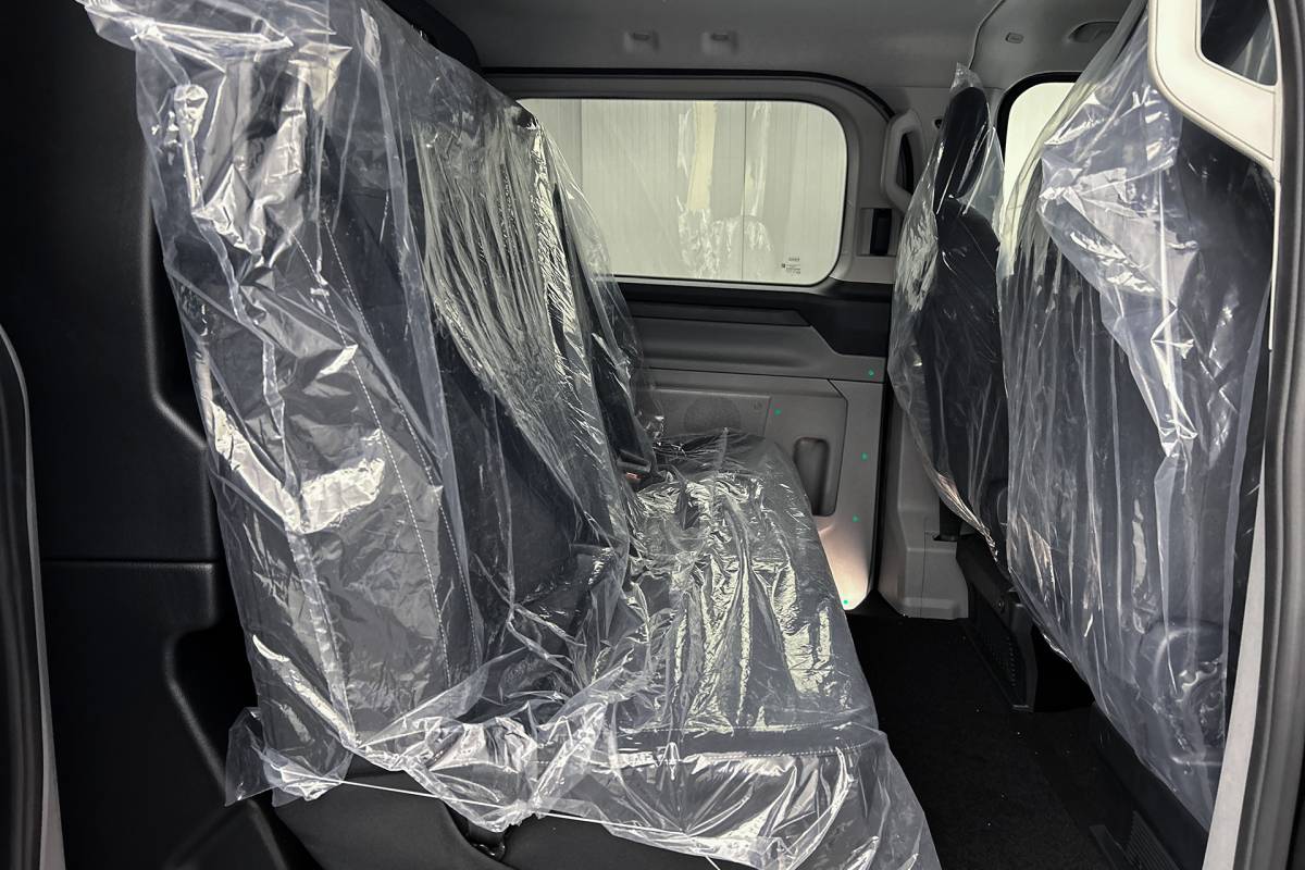 Ford  Ford E-Custom 340 L2 Limited | Dubbel cabine | 2x schuifdeur | Rondomzicht camera