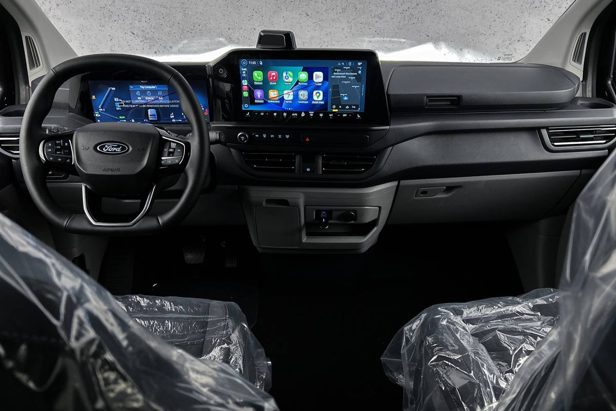 Ford  Ford E-Custom 340 L2 Limited | Dubbel cabine | 2x schuifdeur | Rondomzicht camera