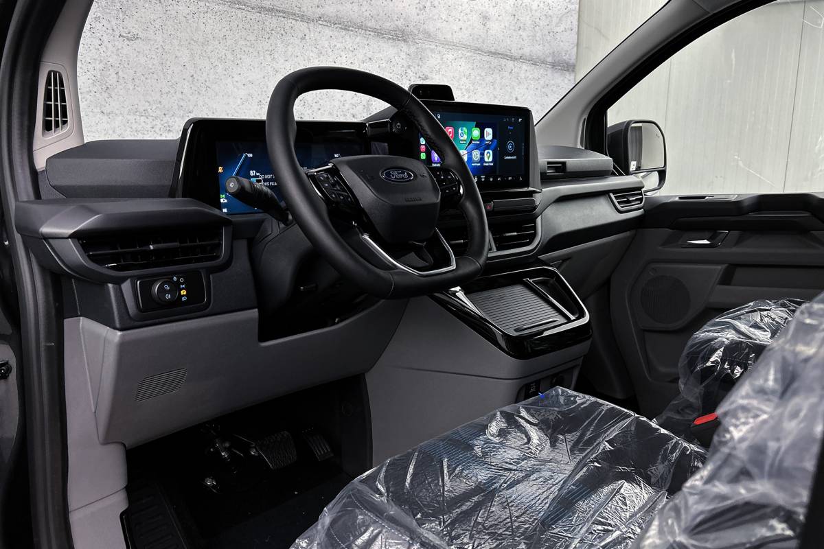 Ford  Ford E-Custom 340 L2 Sport | Dubbel cabine | 2x schuifdeur | adaptieve cruise control