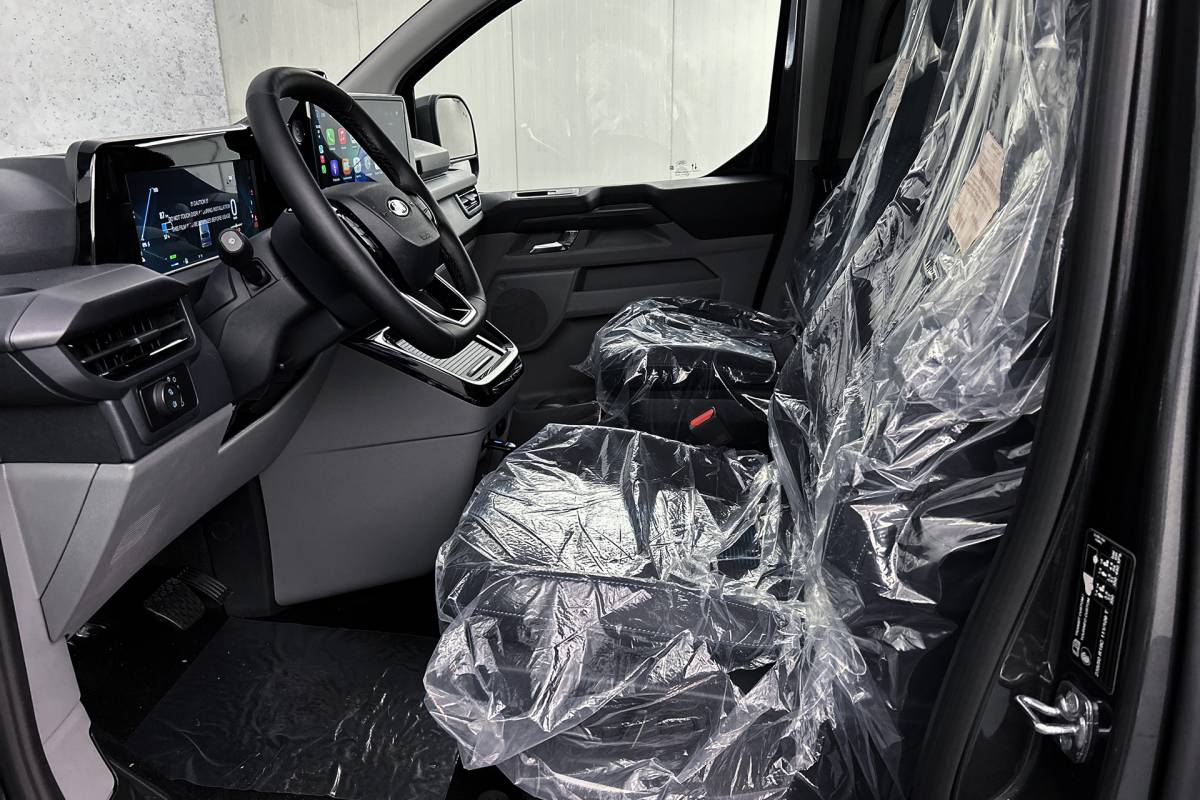 Ford  Ford E-Custom 340 L2 Sport | Dubbel cabine | 2x schuifdeur | adaptieve cruise control