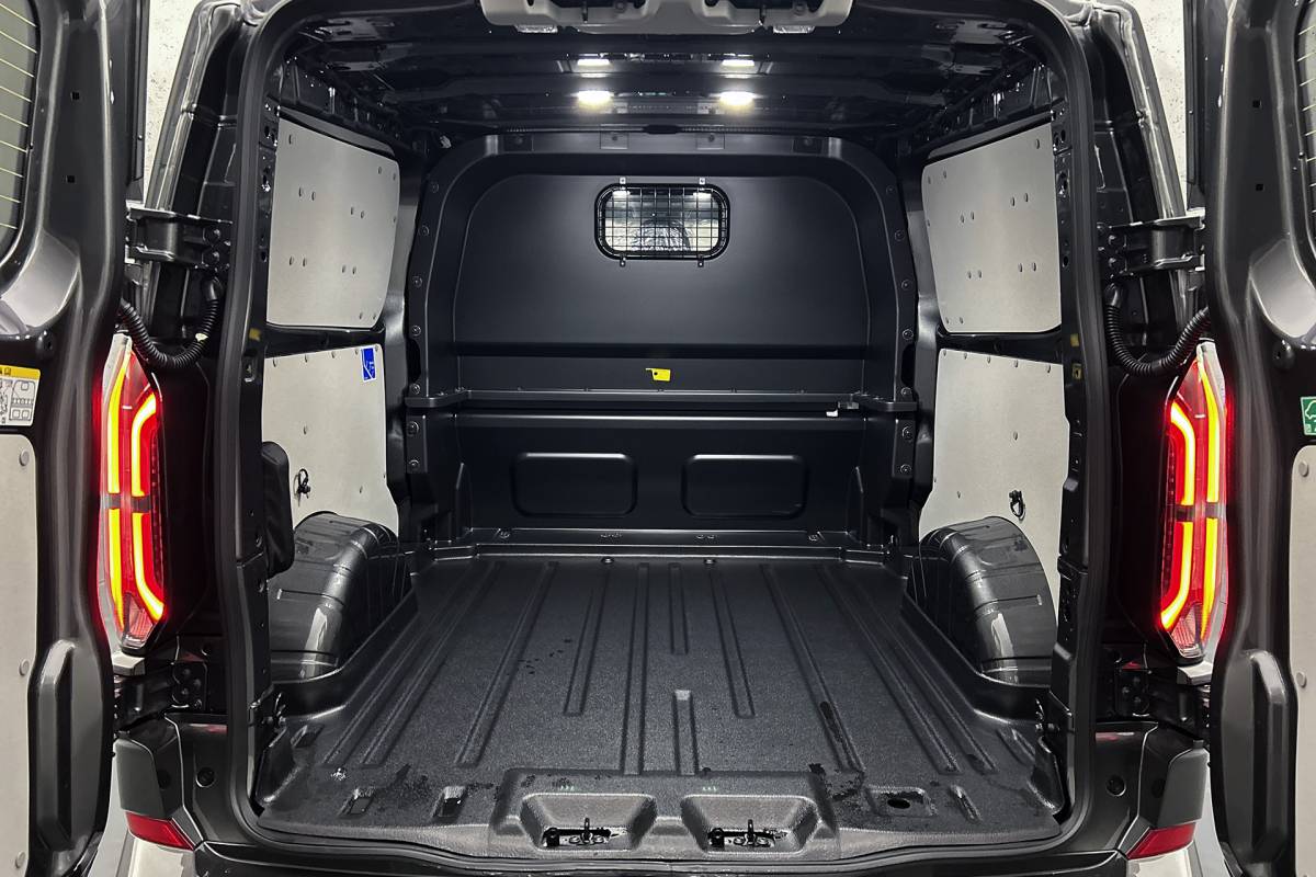Ford  Ford E-Custom 340 L2 Sport | Dubbel cabine | 2x schuifdeur | adaptieve cruise control