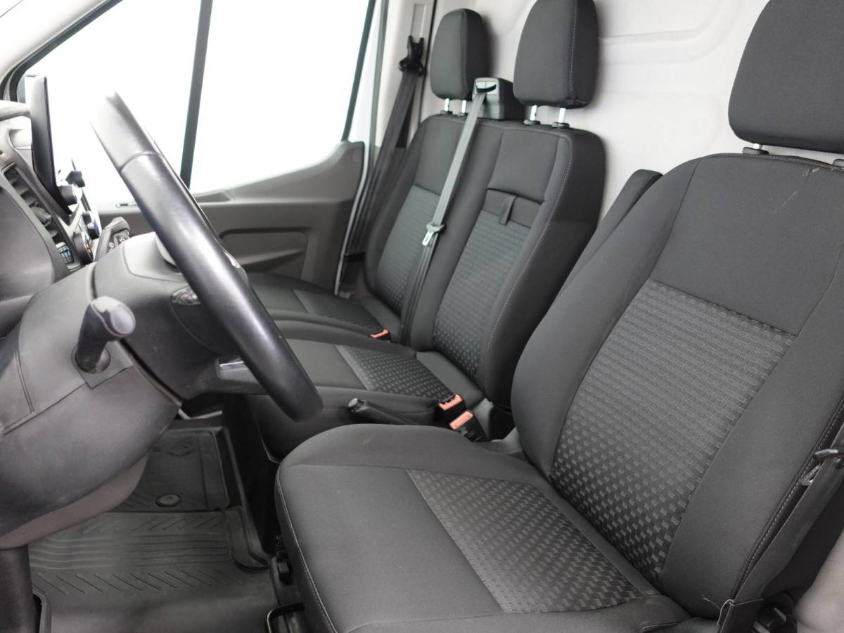 Ford Transit Ford Transit 350 2.0 TDCI L4H3 Trend RWD Airco Bluetooth Cruise Control Camera Trekhaak