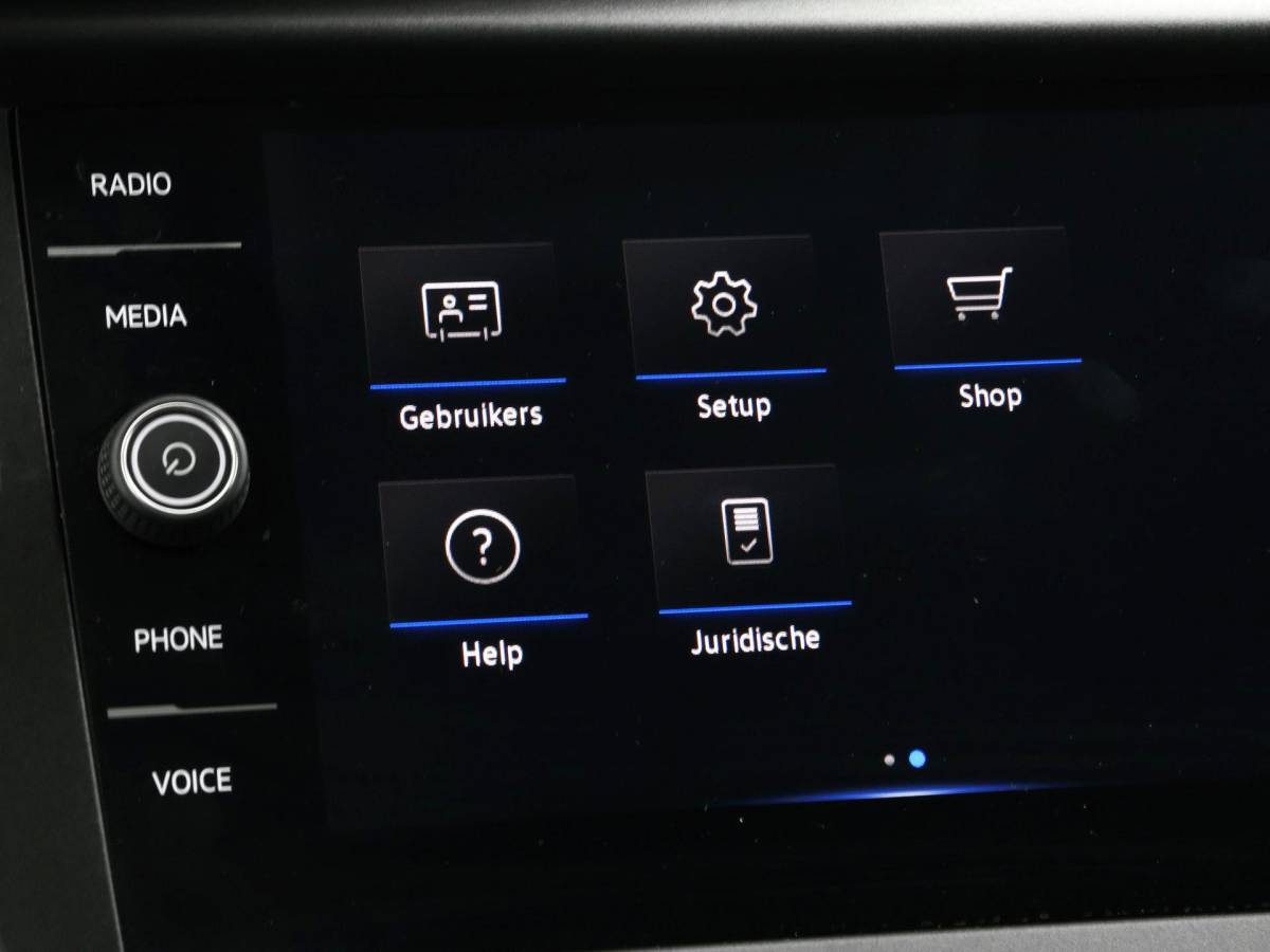 Volkswagen Transporter Volkswagen Transporter 2.0 TDI L1H1 28 · Camera · Trekhaak · Apple/Android Car Play · Navigatie · Cruise Control · Vloerplaat · 16” Inch · Garantie t/m 01-04-2028 of 100.000km
