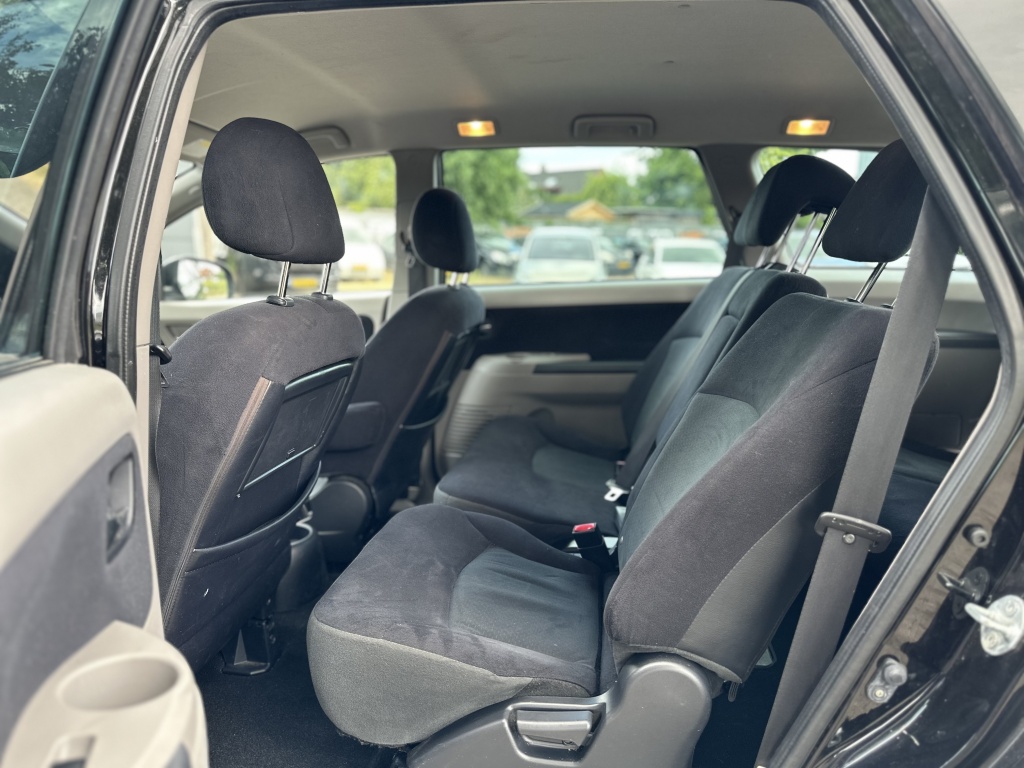Mitsubishi Grandis Mitsubishi Grandis 2.4-16V Limited 7 PERSOONS *NAP*TREKHAAK*AIRCO*PDC*UNIEK