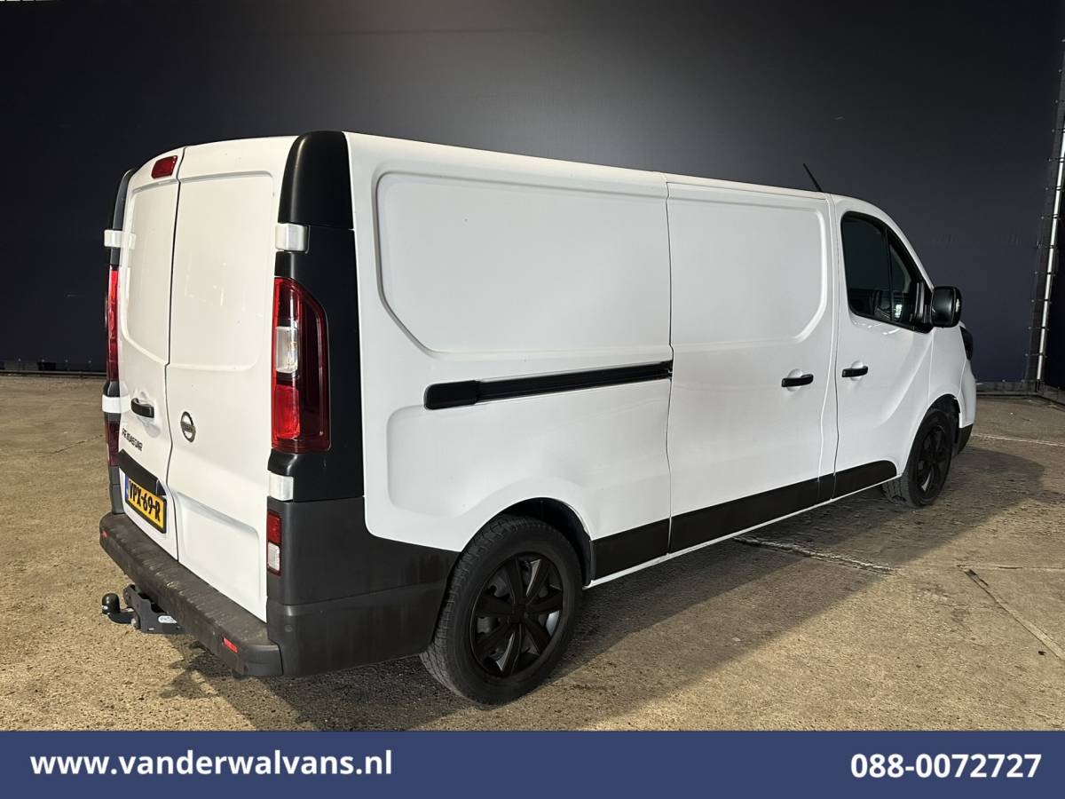 Renault Trafic Renault Trafic 2.0 dCi 131pk L2H1 Euro6 Airco | LED | Cruisecontrol | 2500kg Trekhaak | Parkeersensoren Bijrijdersbank