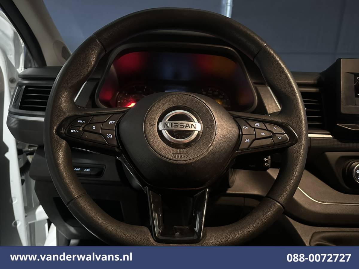 Renault Trafic Renault Trafic 2.0 dCi 131pk L2H1 Euro6 Airco | LED | Cruisecontrol | 2500kg Trekhaak | Parkeersensoren Bijrijdersbank