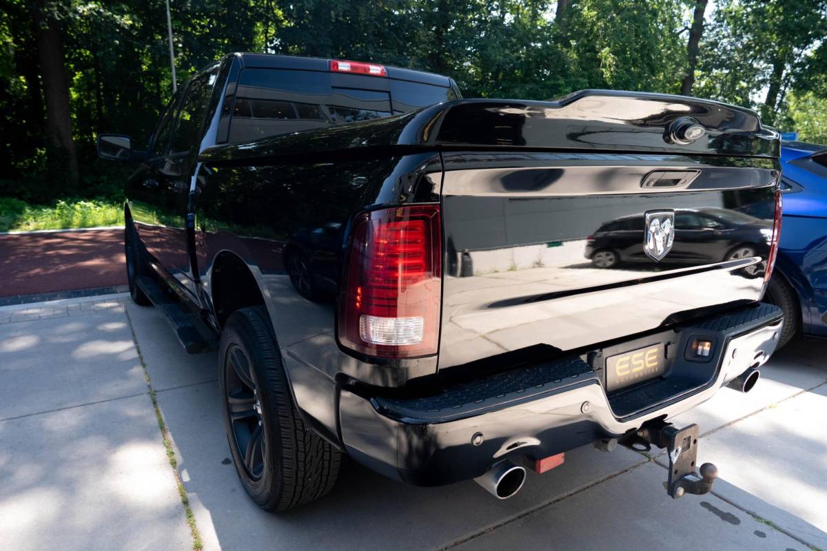 Dodge Ram 1500 Dodge Ram 1500 5.7 V8 4×4 Crew Cab 5’7