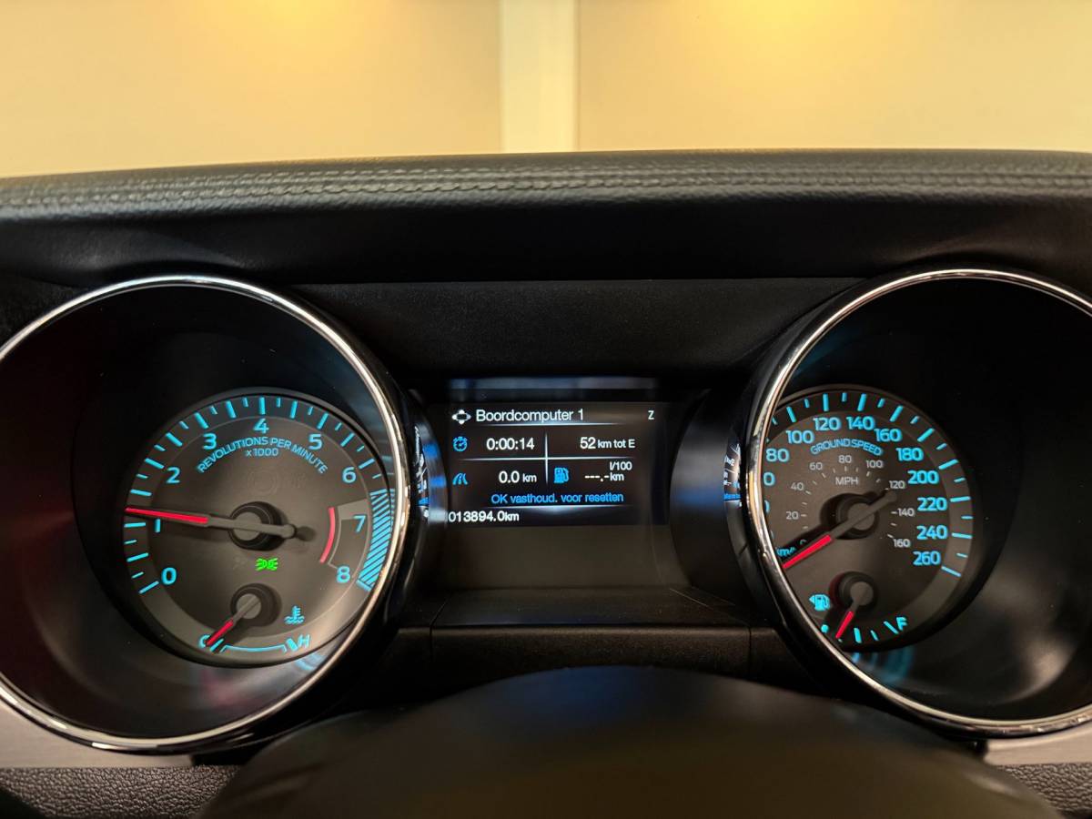 Ford Mustang Ford Mustang Convertible 2.3 EcoBoost *13.000Km* 317Pk! Shaker|Camera|Stoelverw./verkoeling|Org.NL/NAP