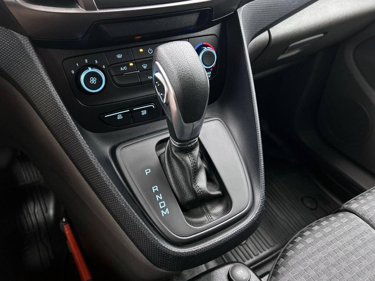 Ford Transit Connect Ford Transit Connect 1.5 EcoBlue L2 Trend Automaat Navigatie Airco Parkeersensoren Cruise Control 3Zits Camera DAB+