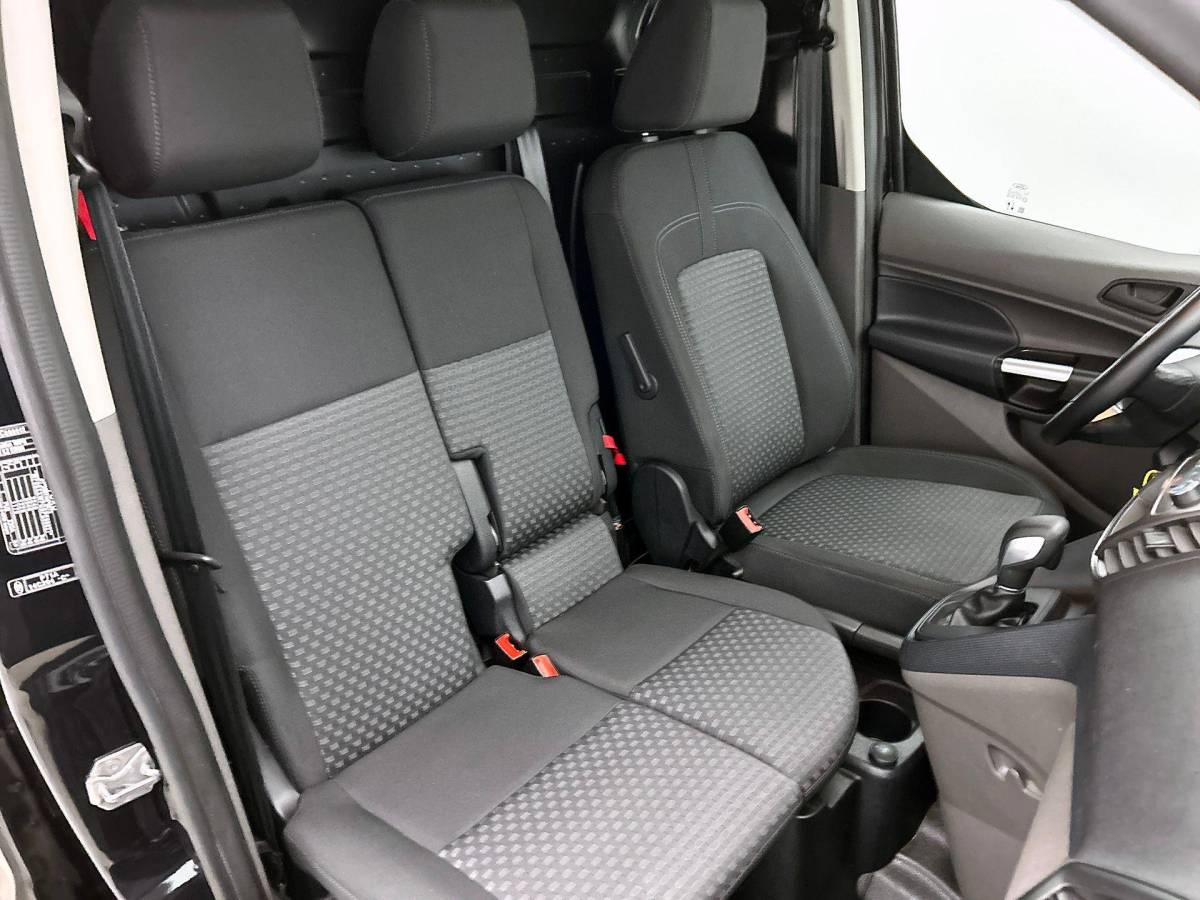 Ford Transit Connect Ford Transit Connect 1.5 EcoBlue L2 Trend Automaat Navigatie Airco Parkeersensoren Cruise Control 3Zits Camera DAB+