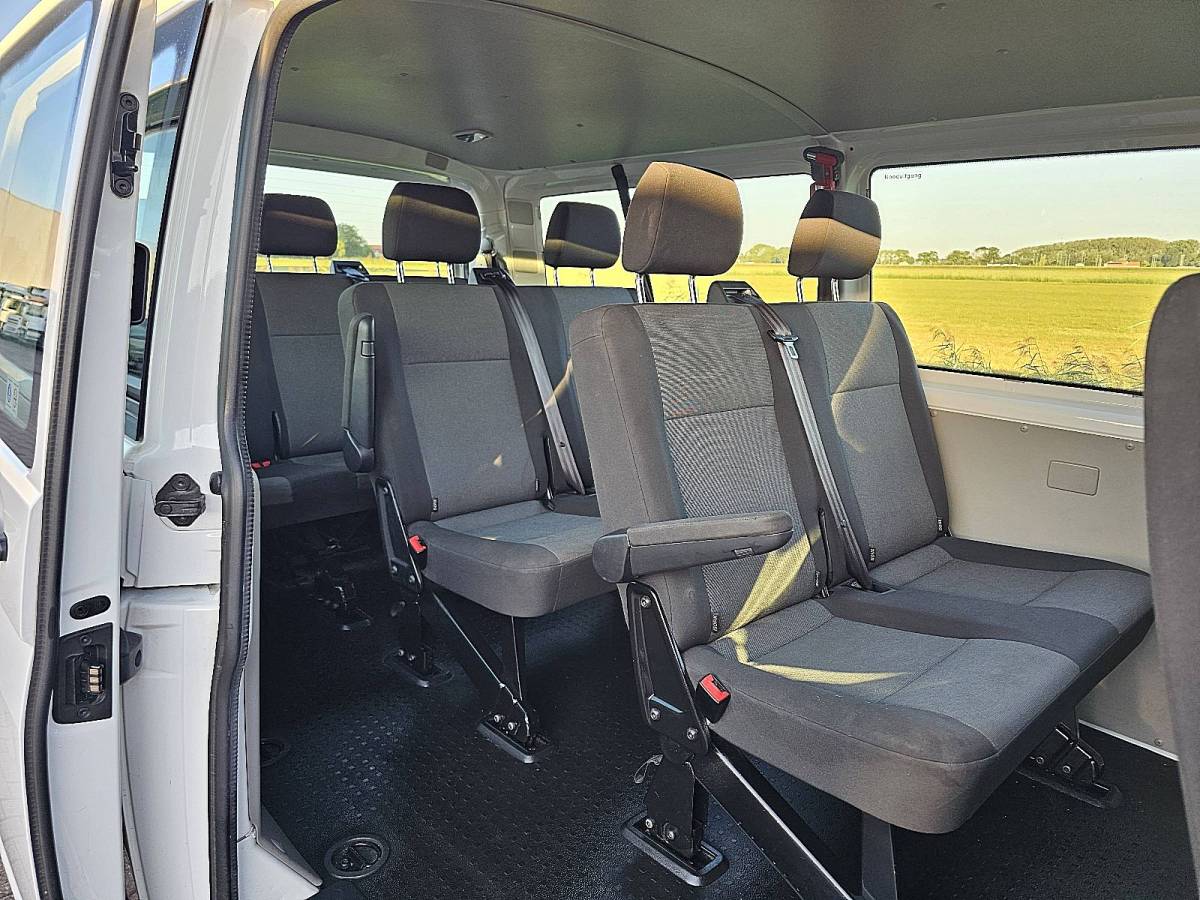 Volkswagen Transporter VOLKSWAGEN TRANSPORTER 2.0 TDI l2h1 combi 9-pers ac