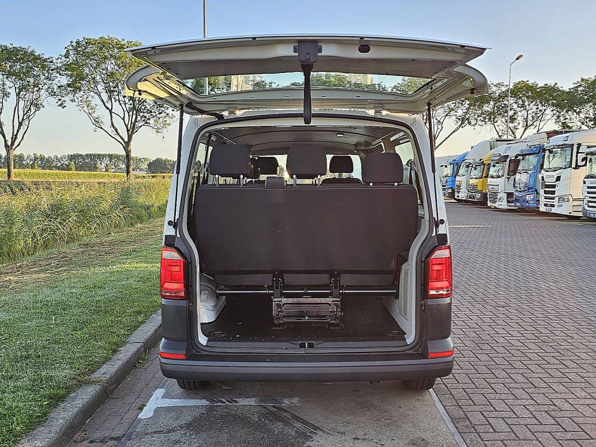Volkswagen Transporter VOLKSWAGEN TRANSPORTER 2.0 TDI l2h1 combi 9-pers ac