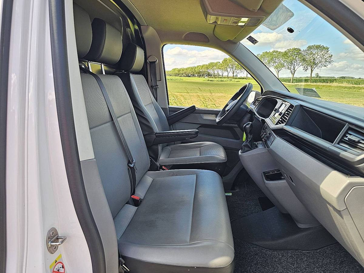 Volkswagen Transporter VOLKSWAGEN TRANSPORTER 2.0 TDI t6.1 150pk l2h1 autm