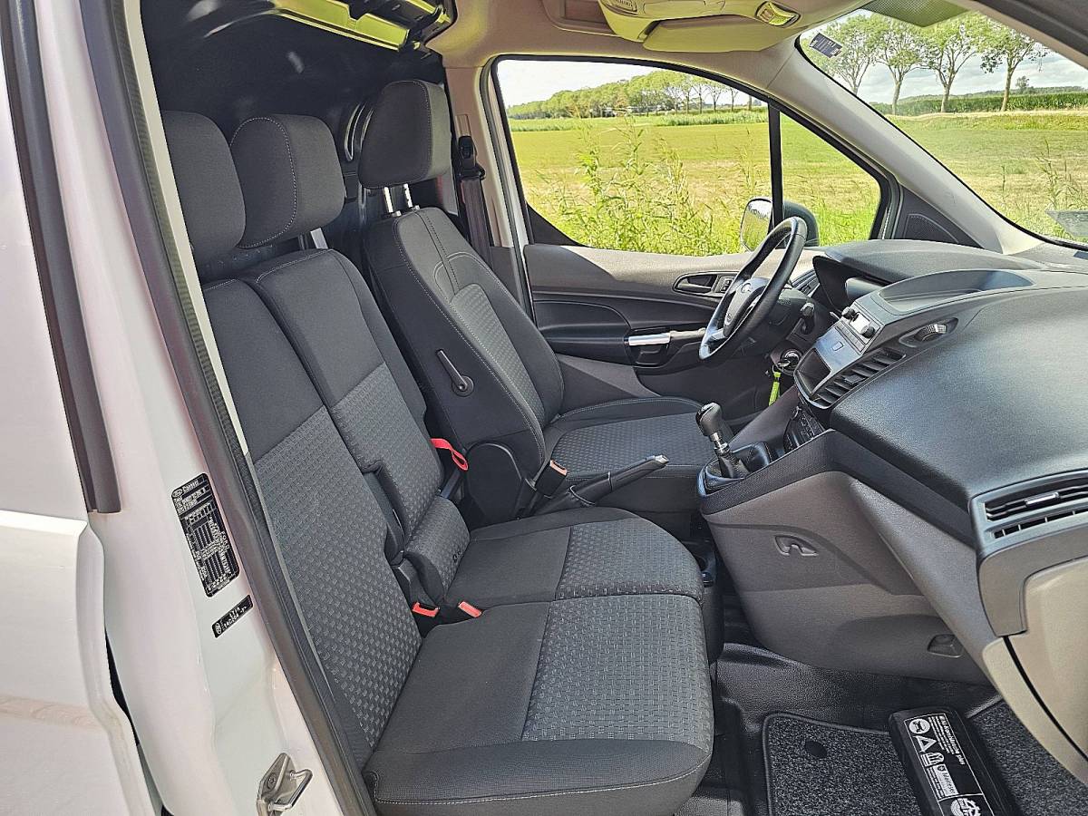Ford Transit Connect FORD TRANSIT CONNECT 1.5 l2 lang airco 3 zits