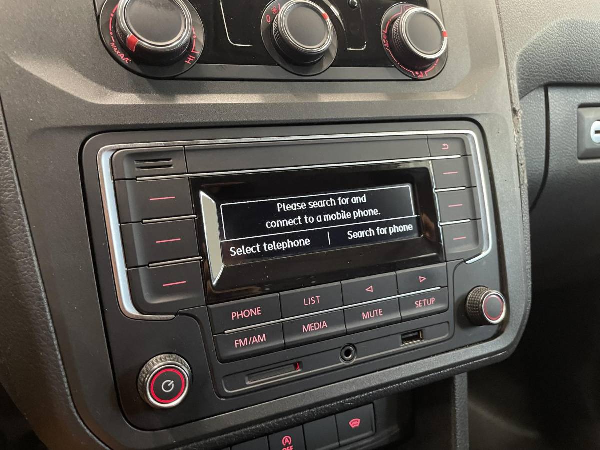 Volkswagen Caddy Volkswagen Caddy 1.4 TGI L2H1 EcoFuel Maxi Comfortline Airco Cruise PDC Verwarmbare voorruit Comfortstoelen Alarm Bluetooth Schuifdeur