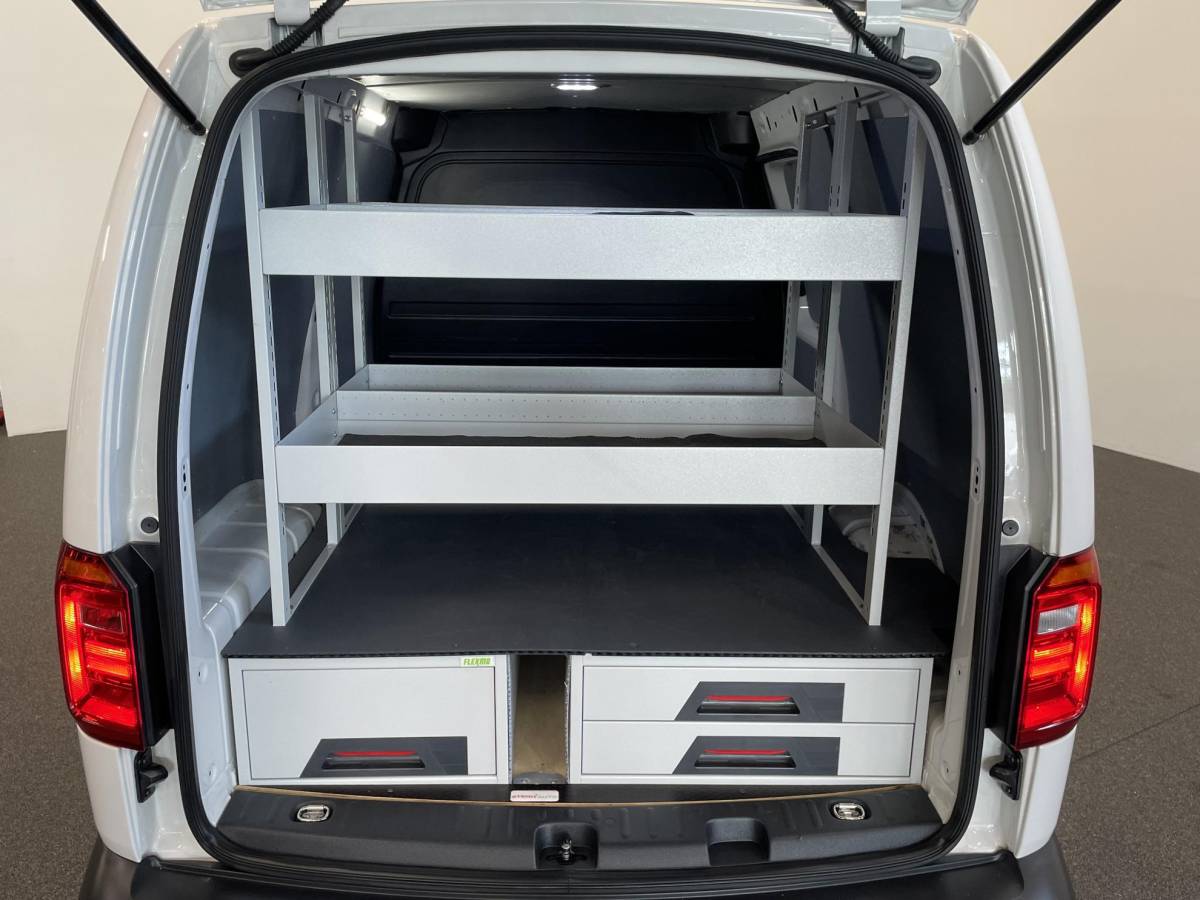 Volkswagen Caddy Volkswagen Caddy 1.4 TGI L2H1 EcoFuel Maxi Comfortline Airco Cruise PDC Verwarmbare voorruit Comfortstoelen Alarm Bluetooth Schuifdeur