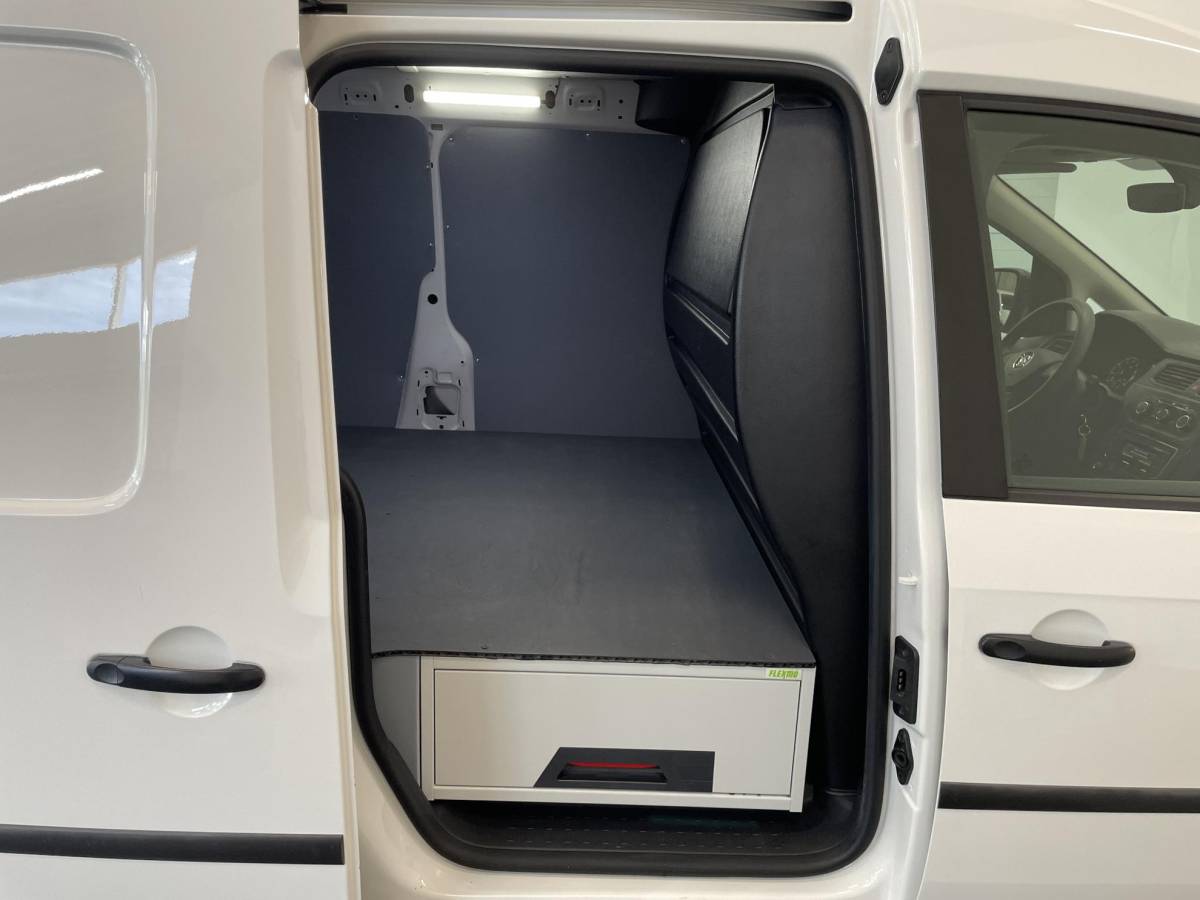 Volkswagen Caddy Volkswagen Caddy 1.4 TGI L2H1 EcoFuel Maxi Comfortline Airco Cruise PDC Verwarmbare voorruit Comfortstoelen Alarm Bluetooth Schuifdeur