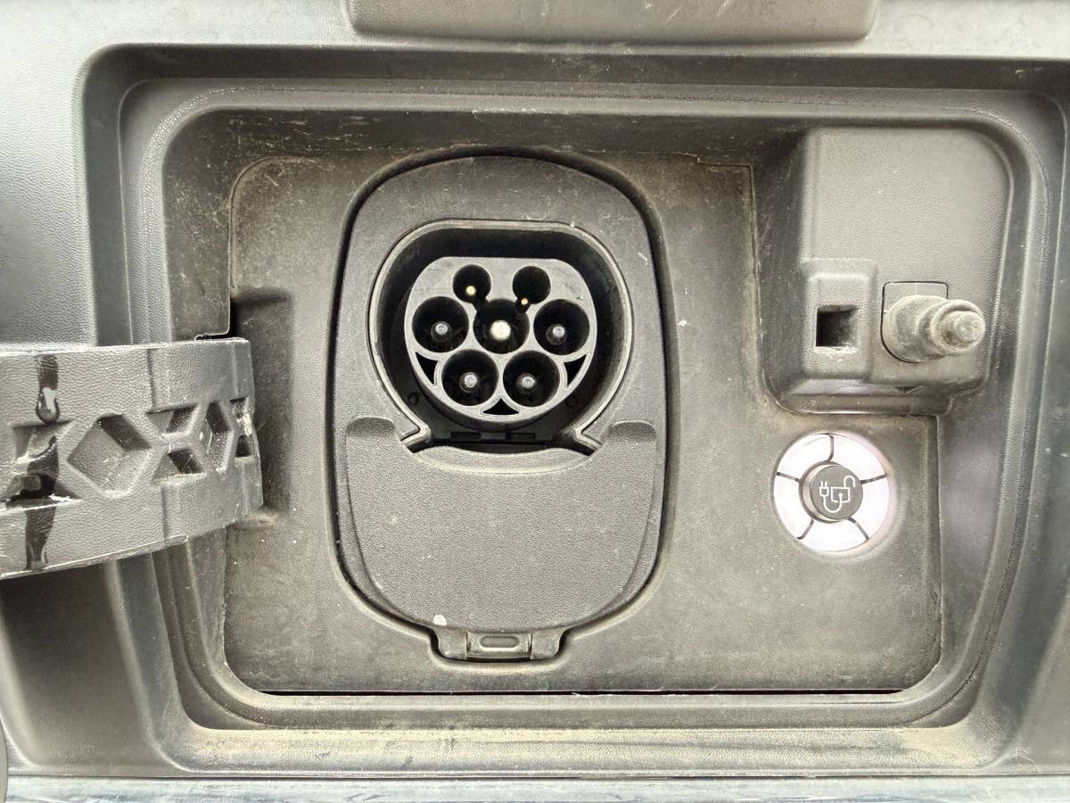 Ford E-Transit Ford E-Transit 68kWh L4H3 316km WLTP BEV Snelladen Carplay Climate control 360° camera Parkeersensoren v+a Stoelverwarming