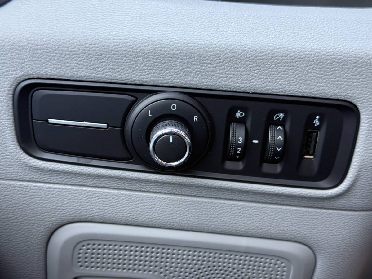 Maxus eDeliver9 Maxus eDeliver 9 72 kWh 204PK L2H2 280km WLTP Snelladen LED Carplay Cruise control Camera Airco Parkeersensoren v+a