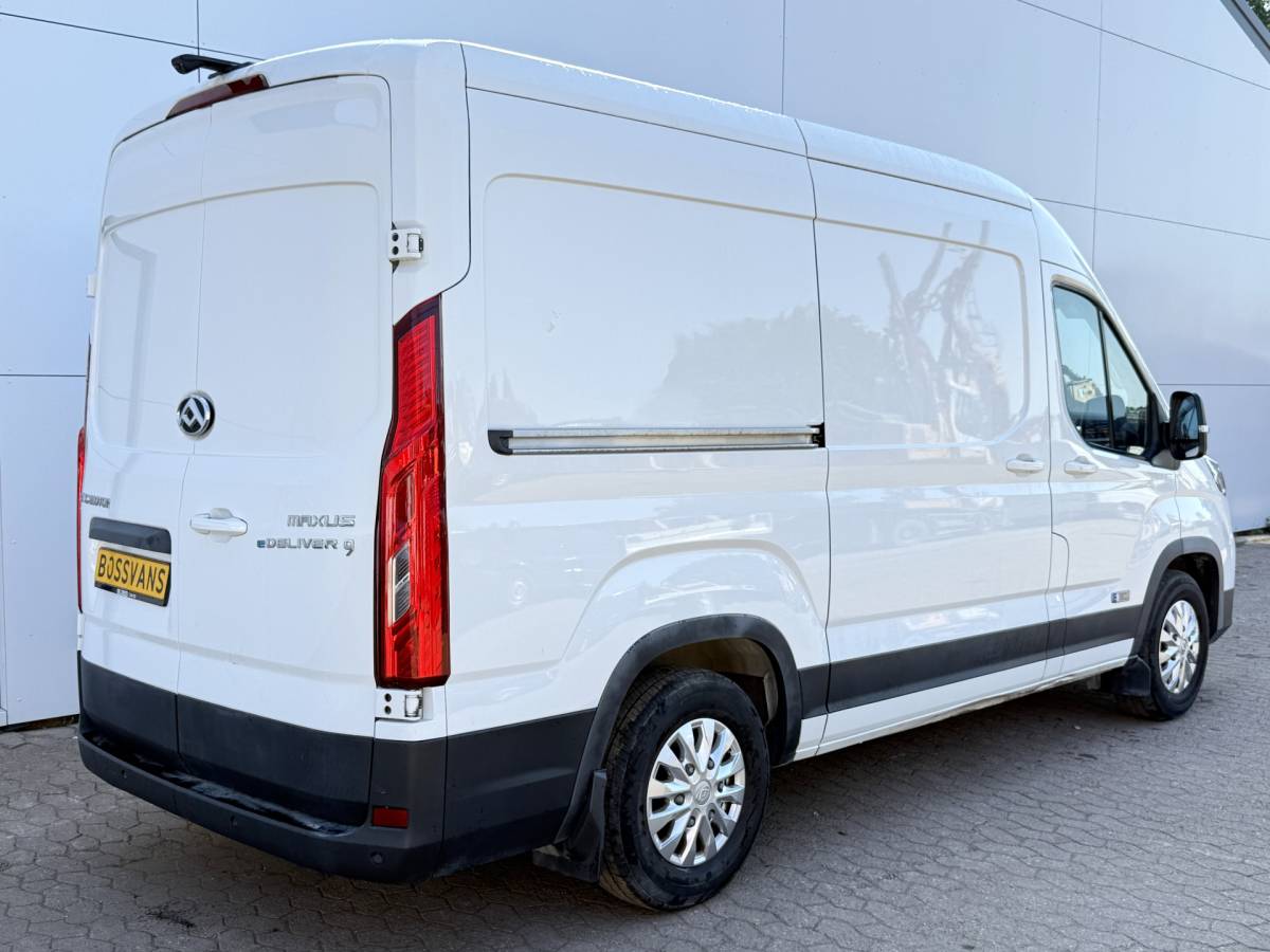 Maxus eDeliver9 Maxus eDeliver 9 72 kWh 204PK L2H2 280km WLTP Snelladen LED Carplay Cruise control Camera Airco Parkeersensoren v+a