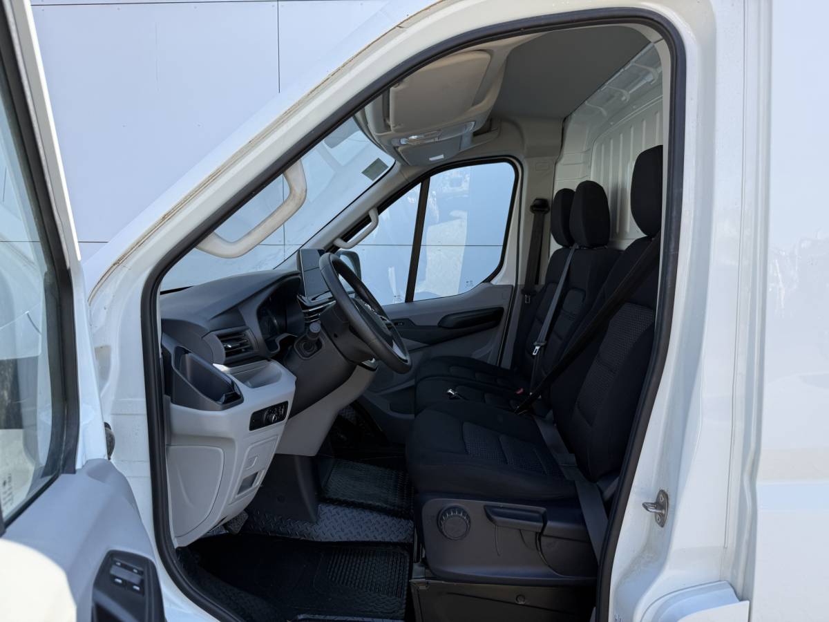 Maxus eDeliver9 Maxus eDeliver 9 72 kWh 204PK L2H2 280km WLTP Snelladen LED Carplay Cruise control Camera Airco Parkeersensoren v+a