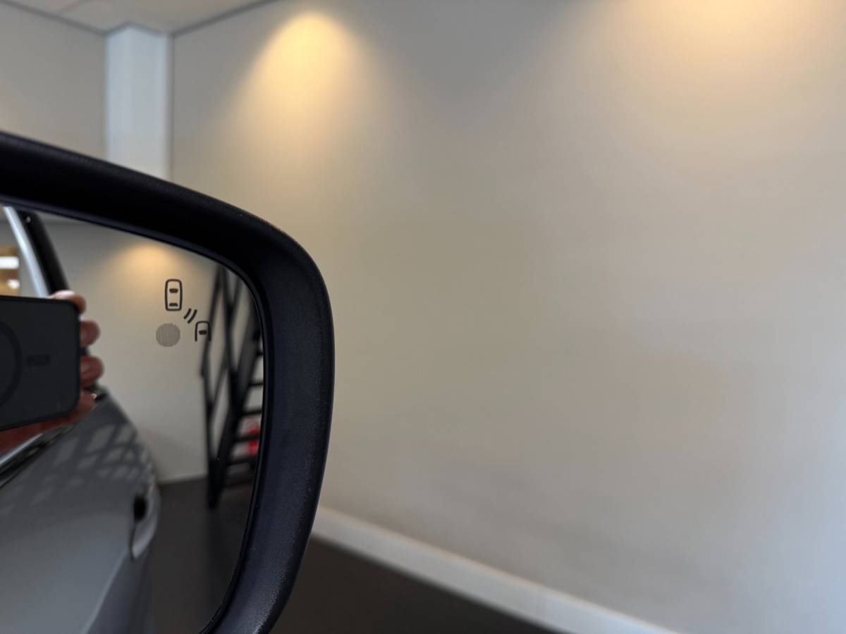 Renault Kadjar Renault Kadjar 1.2 TCe Intens *Top onderhouden!* Stoelverw.|Camera|Navi|Cruise|Climate|All-seasons|NAP