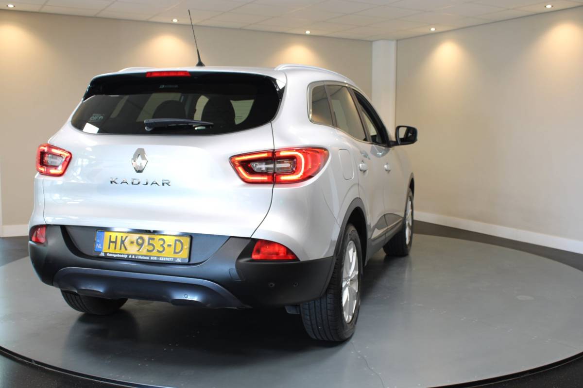 Renault Kadjar Renault Kadjar 1.2 TCe Intens *Top onderhouden!* Stoelverw.|Camera|Navi|Cruise|Climate|All-seasons|NAP