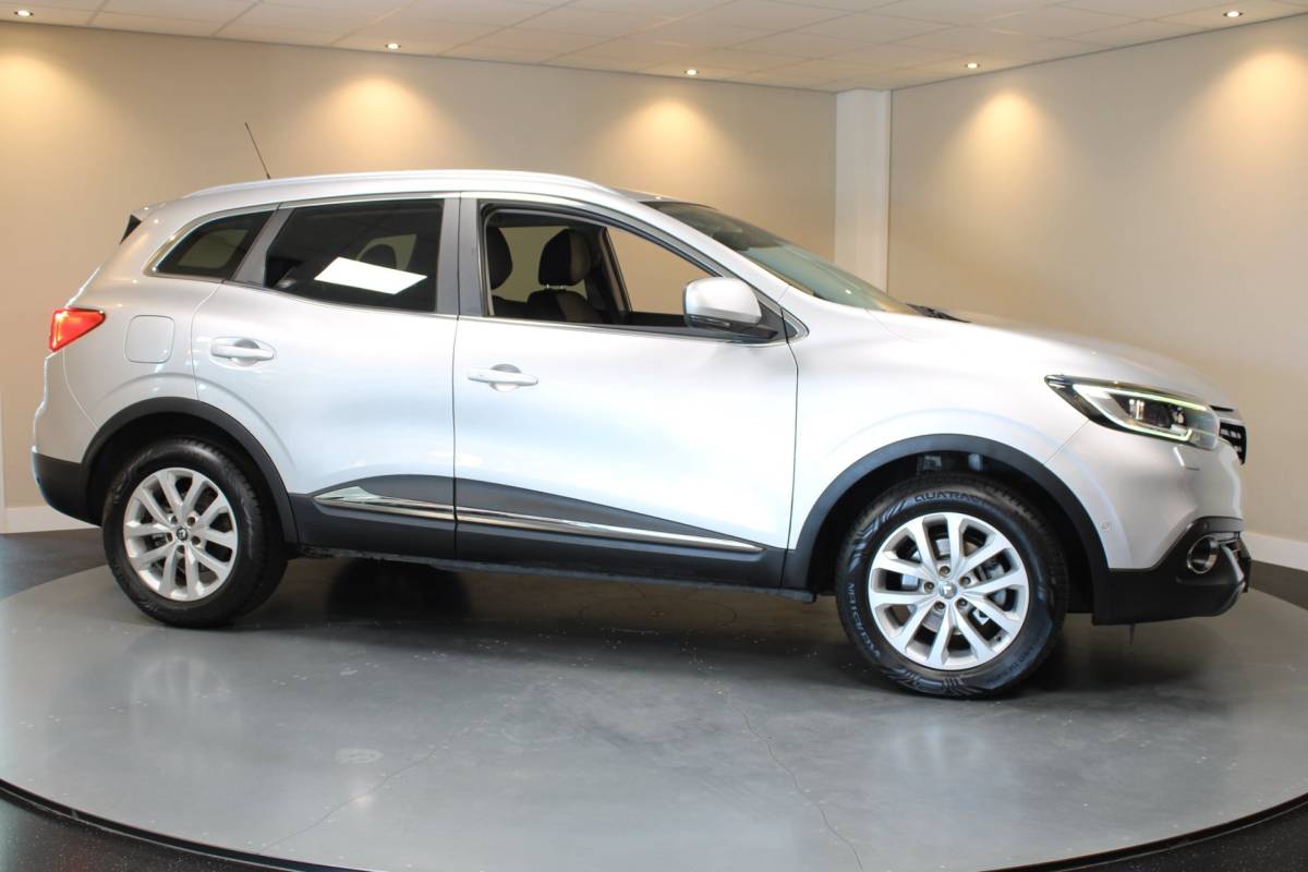 Renault Kadjar Renault Kadjar 1.2 TCe Intens *Top onderhouden!* Stoelverw.|Camera|Navi|Cruise|Climate|All-seasons|NAP