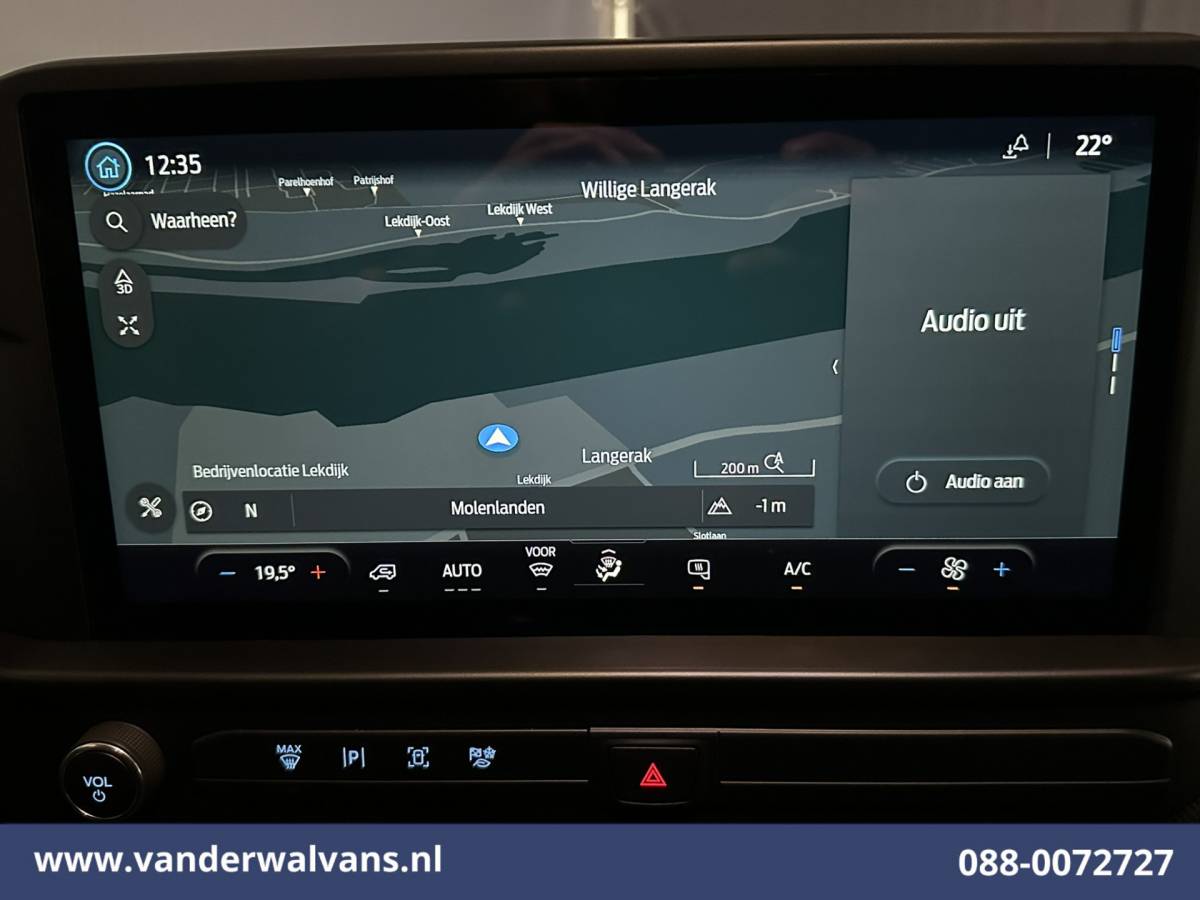 Ford Transit Custom Ford Transit Custom 2.0 TDCI 136pk L2H1 Euro6 Airco | Camera | Navigatie | Apple Carplay | LED | Cruisecontrol Android Auto, 2800kg trekhaak, Parkeersensoren, Verwarmde voorruit, Bijrijdersbank