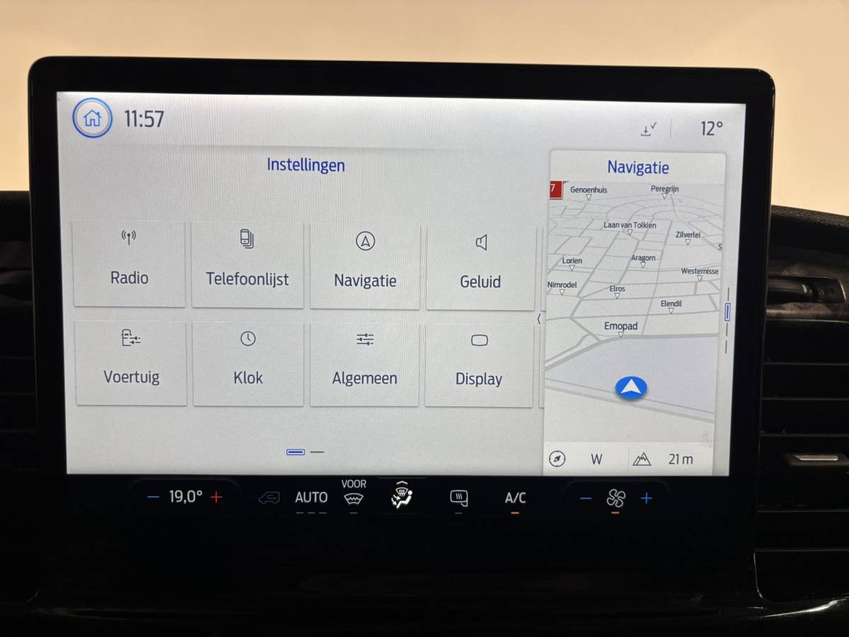 Ford Transit Ford Transit 330 2.0 TDCI L3H2 Trend Automaat Airco Navigatie Bluetooth Camera V+A DAB+ Cruise Control