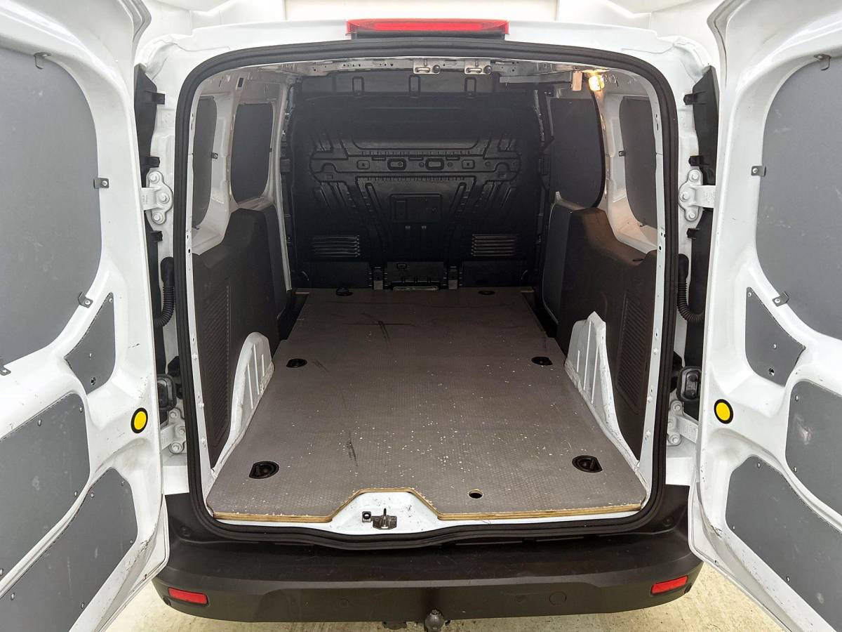 Ford Transit Connect Ford Transit Connect 1.5 EcoBlue L2 Trend Navigatie Airco Parkeersensoren Cruise Control 3Zits Camera DAB+