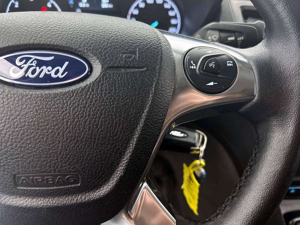 Ford Transit Connect Ford Transit Connect 1.5 EcoBlue L2 Trend Navigatie Airco Parkeersensoren Cruise Control 3Zits Camera DAB+