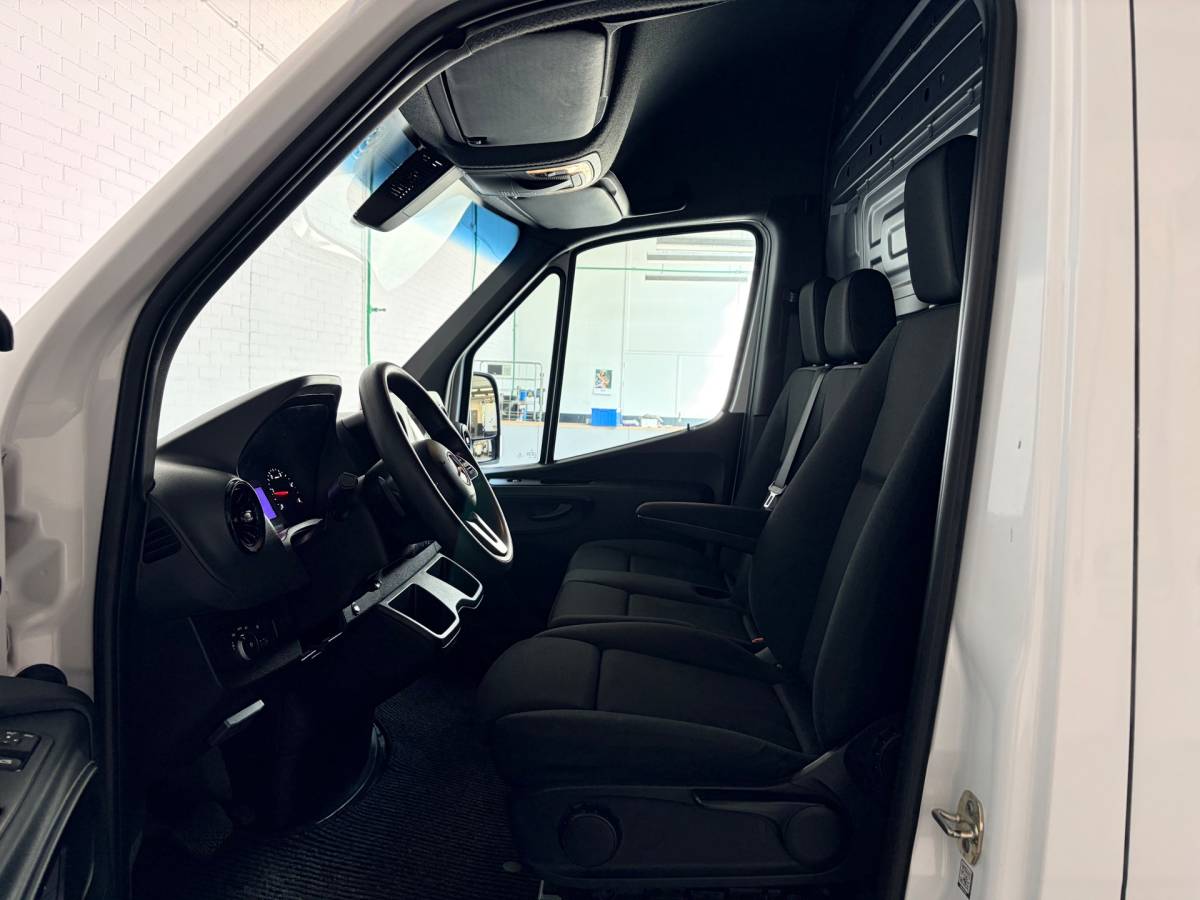 Mercedes-Benz Sprinter Mercedes-Benz Sprinter Servicewagen Automaat 311 2.2 CDI euro6 L2H2 3Persoons, Inrichting, Omvormer V230, Oprijplaat RIJKLAARPRIJS