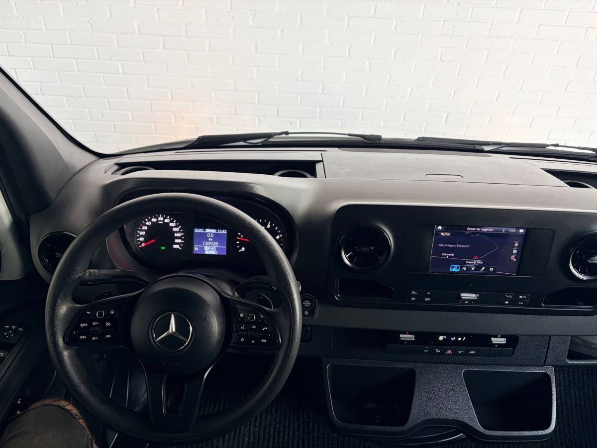 Mercedes-Benz Sprinter Mercedes-Benz Sprinter Servicewagen Automaat 311 2.2 CDI euro6 L2H2 3Persoons, Inrichting, Omvormer V230, Oprijplaat RIJKLAARPRIJS