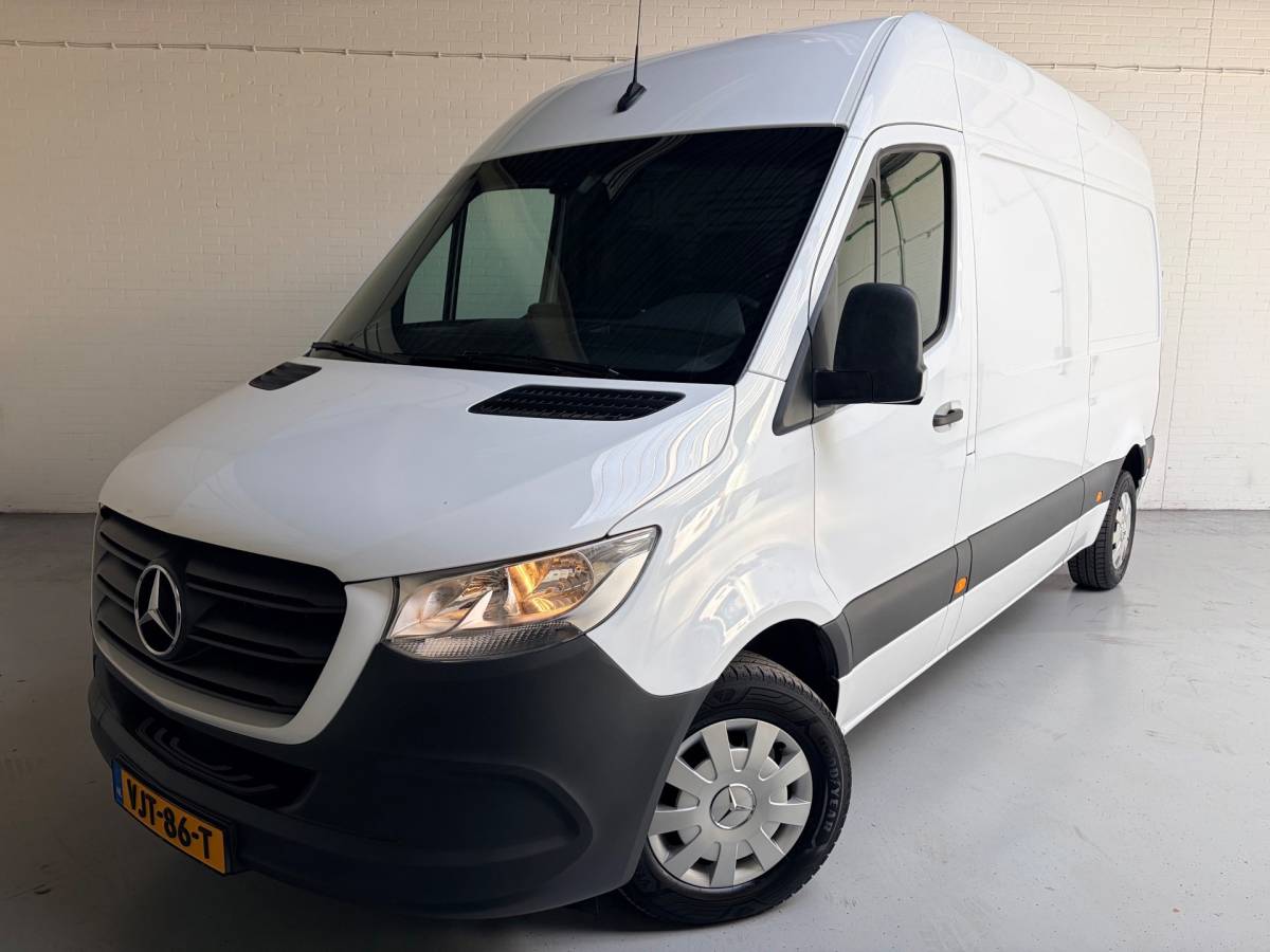 Mercedes-Benz Sprinter Mercedes-Benz Sprinter Servicewagen Automaat 311 2.2 CDI euro6 L2H2 3Persoons, Inrichting, Omvormer V230, Oprijplaat RIJKLAARPRIJS