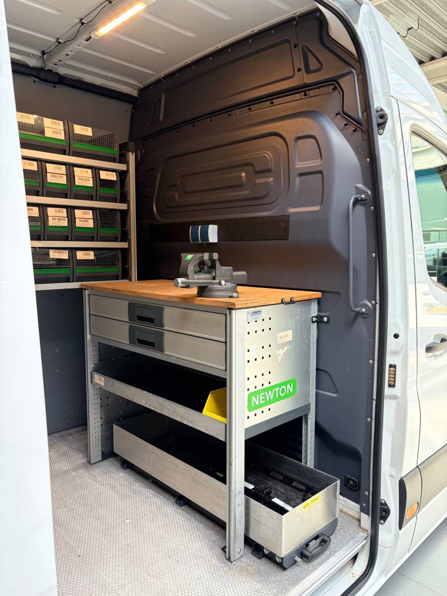 Mercedes-Benz Sprinter Mercedes-Benz Sprinter Servicewagen Automaat 311 2.2 CDI euro6 L2H2 3Persoons, Inrichting, Omvormer V230, Oprijplaat RIJKLAARPRIJS