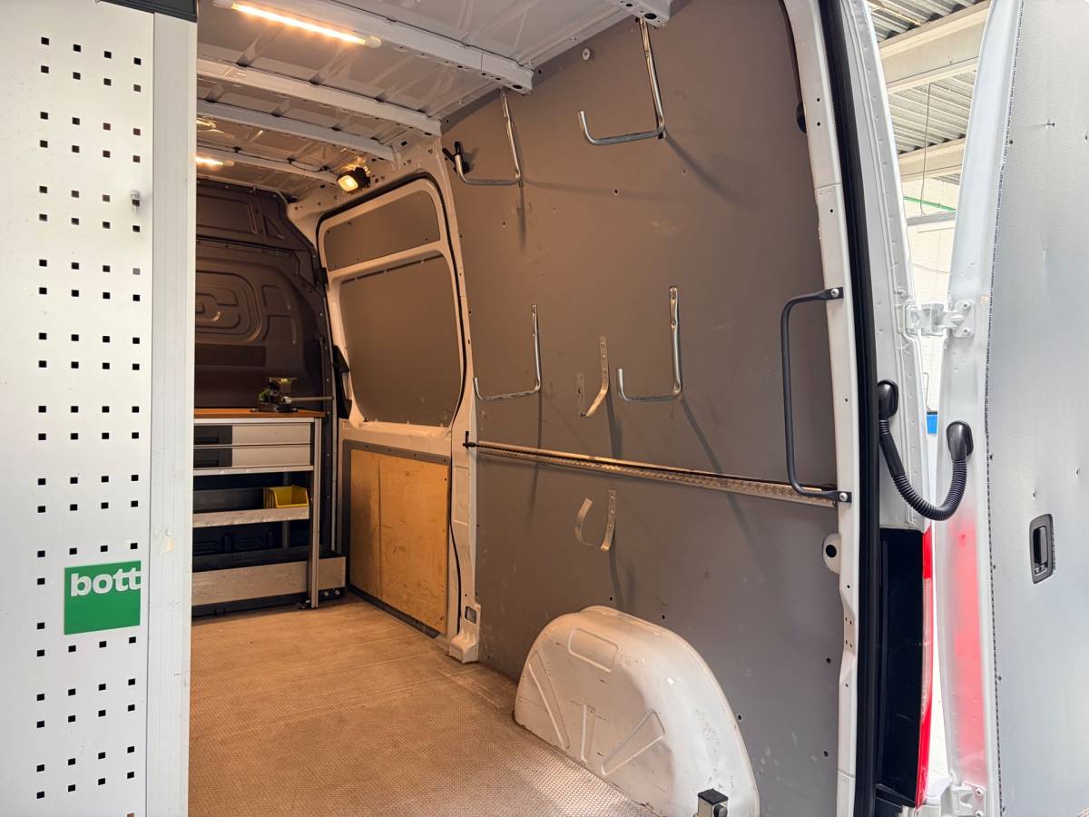 Mercedes-Benz Sprinter Mercedes-Benz Sprinter Servicewagen Automaat 311 2.2 CDI euro6 L2H2 3Persoons, Inrichting, Omvormer V230, Oprijplaat RIJKLAARPRIJS