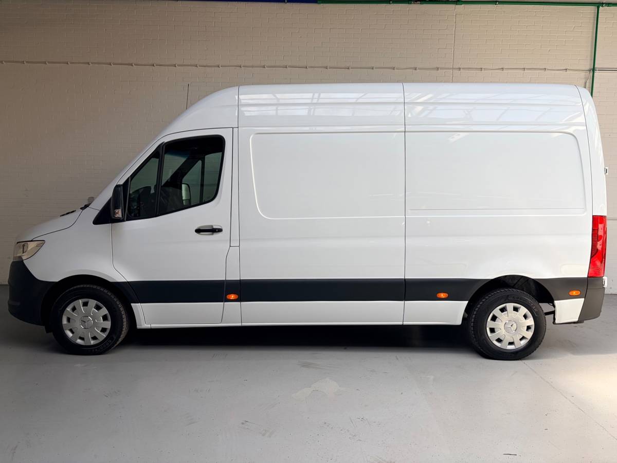 Mercedes-Benz Sprinter Mercedes-Benz Sprinter Servicewagen Automaat 311 2.2 CDI euro6 L2H2 3Persoons, Inrichting, Omvormer V230, Oprijplaat RIJKLAARPRIJS